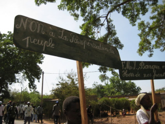 02 Non A La Pauperisation Du Peuple